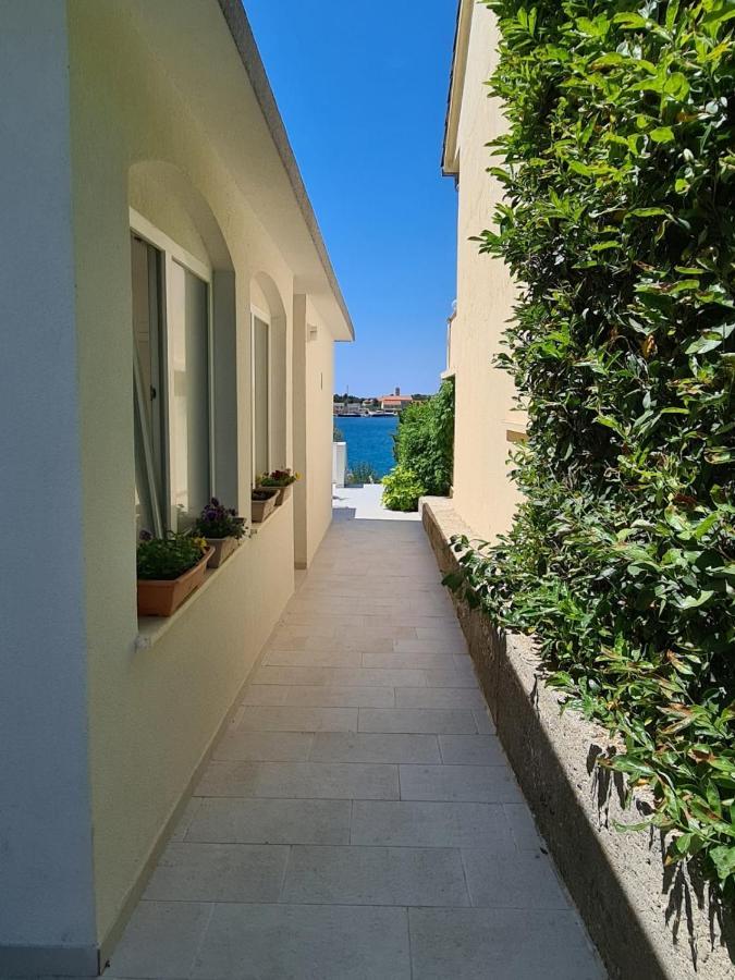 Apartments Juric Бродарика Екстериор снимка