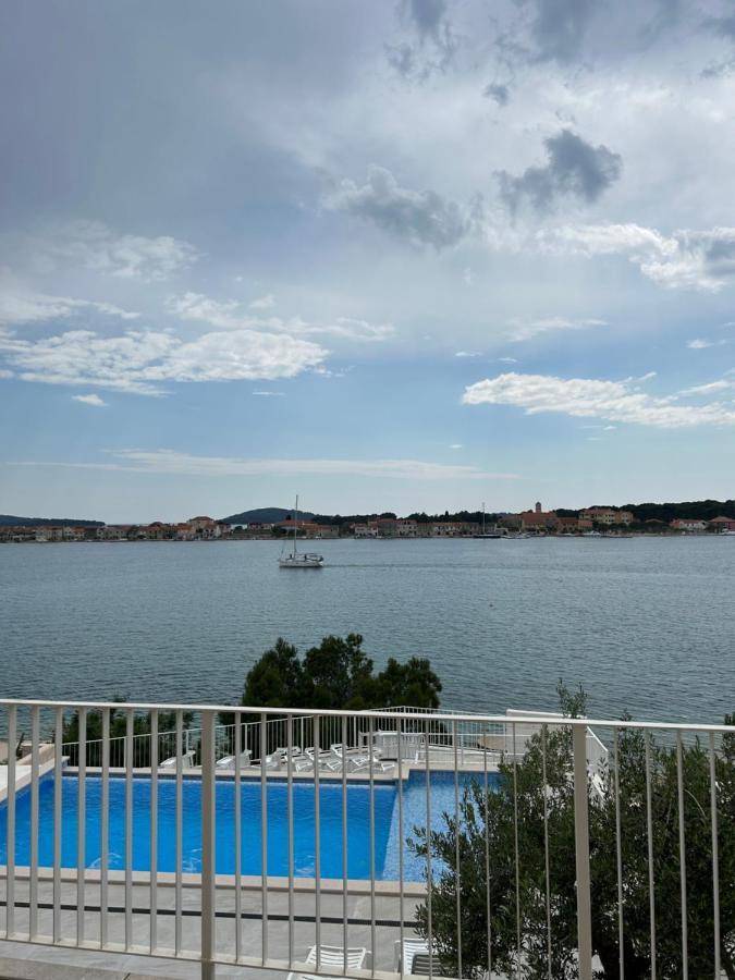 Apartments Juric Бродарика Екстериор снимка