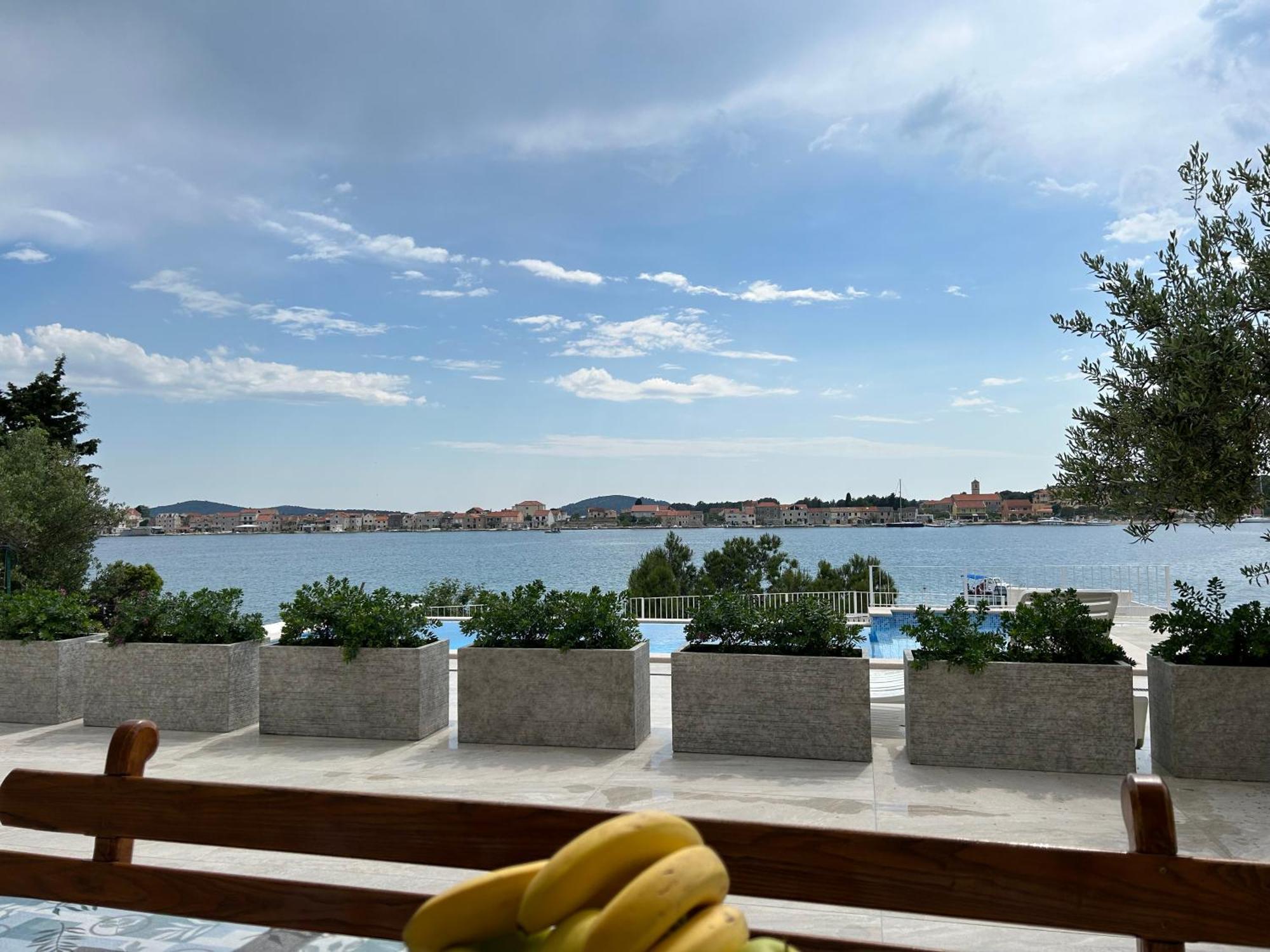 Apartments Juric Бродарика Екстериор снимка