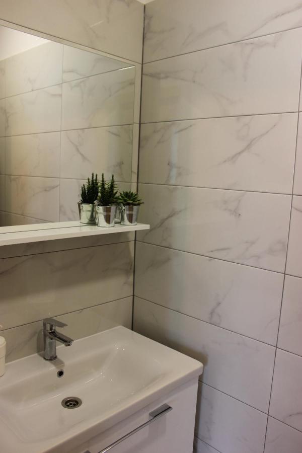 Apartments Juric Бродарика Екстериор снимка